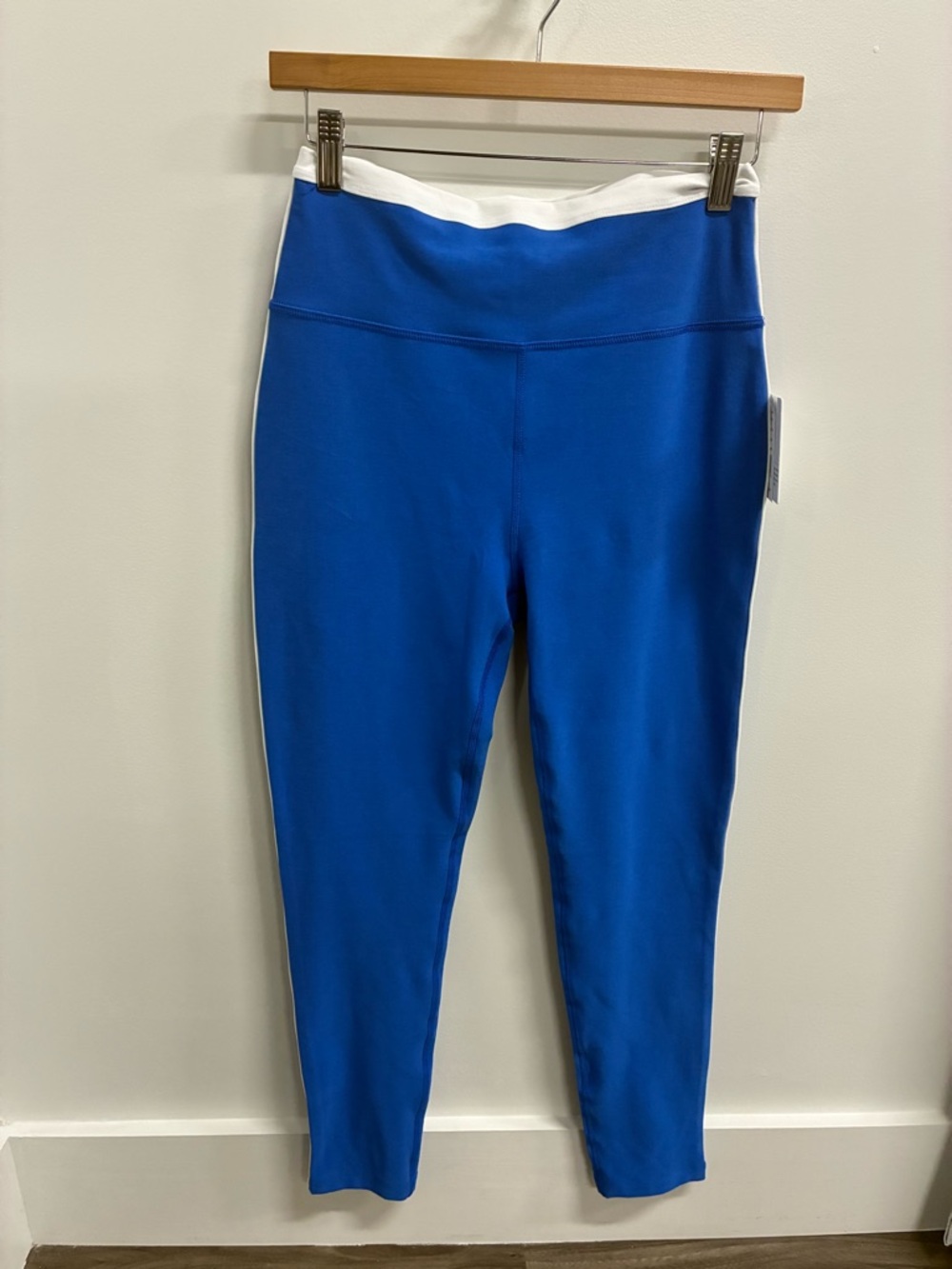 Beyond Yoga Royal Blue Leggings with White Detail